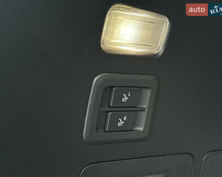 Чорний Лексус ЛХ, об'ємом двигуна 3.35 л та пробігом 120 тис. км за 99000 $, фото 29 на Automoto.ua