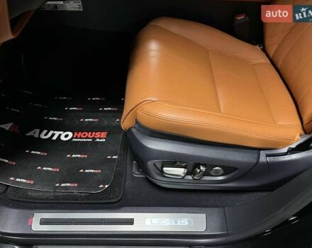 Лексус ЛХ 2023 в Львове на Automoto.ua Черный Лексус ЛХ, объемом двигателя 3.45 л и пробегом 38 тыс. км за 133700 $, фото 31 на Automoto.ua