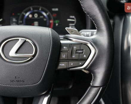Черный Лексус ЛХ, объемом двигателя 3.45 л и пробегом 20 тыс. км за 130497 $, фото 20 на Automoto.ua