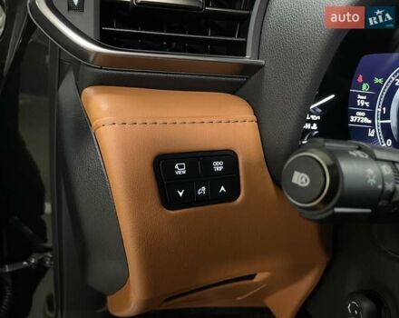Лексус ЛХ 2023 в Львове на Automoto.ua Черный Лексус ЛХ, объемом двигателя 3.45 л и пробегом 38 тыс. км за 133700 $, фото 76 на Automoto.ua