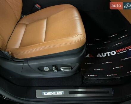 Лексус ЛХ 2023 в Львове на Automoto.ua Черный Лексус ЛХ, объемом двигателя 3.45 л и пробегом 38 тыс. км за 133700 $, фото 71 на Automoto.ua