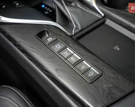 Черный Лексус ЛХ, объемом двигателя 3.45 л и пробегом 20 тыс. км за 130497 $, фото 33 на Automoto.ua