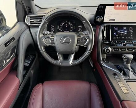 Лексус ЛХ 2023 в Стрые на Automoto.ua Черный Лексус ЛХ, объемом двигателя 3.35 л и пробегом 43 тыс. км за 119500 $, фото 120 на Automoto.ua