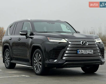 Черный Лексус ЛХ, объемом двигателя 3.35 л и пробегом 69 тыс. км за 114500 $, фото 1 на Automoto.ua