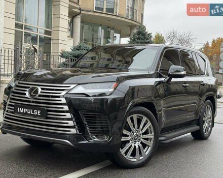 Черный Лексус ЛХ, объемом двигателя 3.45 л и пробегом 2 тыс. км за 139000 $, фото 1 на Automoto.ua