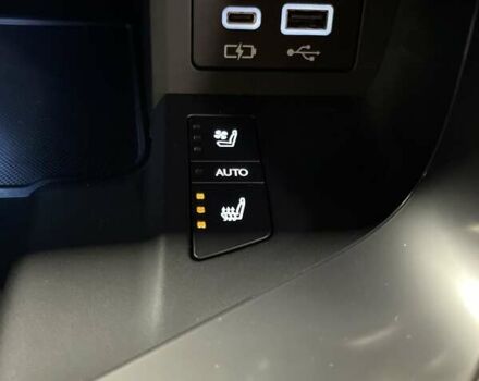 Черный Лексус ЛХ, объемом двигателя 3.45 л и пробегом 39 тыс. км за 133700 $, фото 98 на Automoto.ua