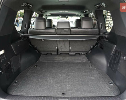 Черный Лексус ЛХ, объемом двигателя 3.45 л и пробегом 20 тыс. км за 130497 $, фото 9 на Automoto.ua