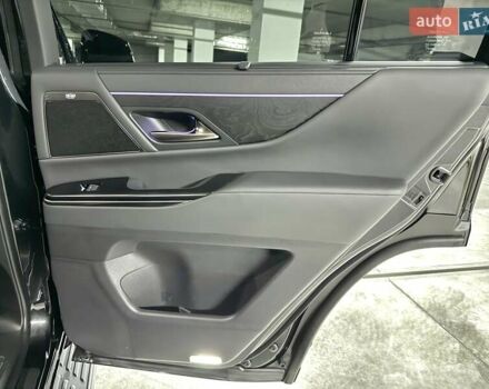 Черный Лексус ЛХ, объемом двигателя 3.35 л и пробегом 35 тыс. км за 125000 $, фото 30 на Automoto.ua