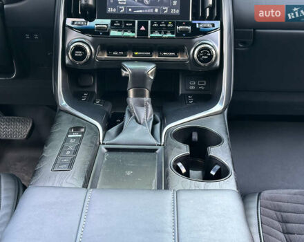 Чорний Лексус ЛХ, об'ємом двигуна 3.35 л та пробігом 120 тис. км за 99000 $, фото 45 на Automoto.ua