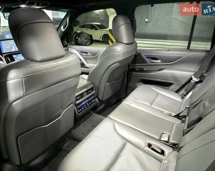 Черный Лексус ЛХ, объемом двигателя 3.35 л и пробегом 35 тыс. км за 125000 $, фото 27 на Automoto.ua