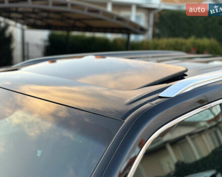 Чорний Лексус ЛХ, об'ємом двигуна 3.35 л та пробігом 120 тис. км за 99000 $, фото 22 на Automoto.ua