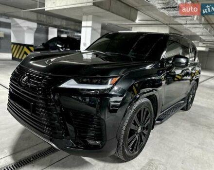 Черный Лексус ЛХ, объемом двигателя 3.45 л и пробегом 26 тыс. км за 137000 $, фото 3 на Automoto.ua