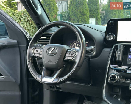 Чорний Лексус ЛХ, об'ємом двигуна 3.35 л та пробігом 120 тис. км за 99000 $, фото 32 на Automoto.ua