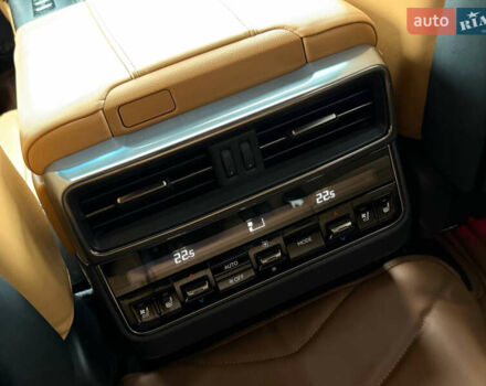 Черный Лексус ЛХ, объемом двигателя 3.35 л и пробегом 69 тыс. км за 114500 $, фото 16 на Automoto.ua