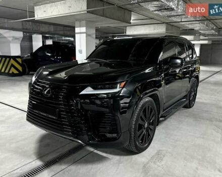 Черный Лексус ЛХ, объемом двигателя 3.45 л и пробегом 26 тыс. км за 137000 $, фото 1 на Automoto.ua