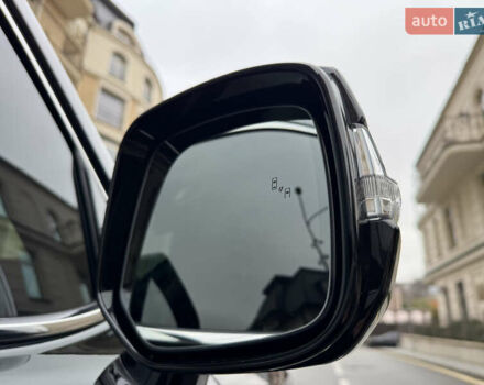 Черный Лексус ЛХ, объемом двигателя 3.45 л и пробегом 2 тыс. км за 139000 $, фото 27 на Automoto.ua