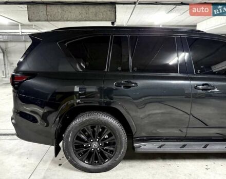 Черный Лексус ЛХ, объемом двигателя 3.35 л и пробегом 35 тыс. км за 125000 $, фото 13 на Automoto.ua