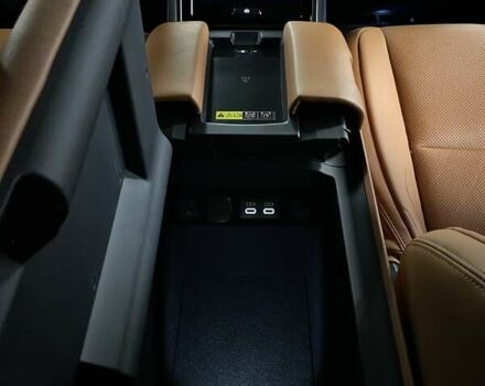 Черный Лексус ЛХ, объемом двигателя 3.45 л и пробегом 39 тыс. км за 133700 $, фото 57 на Automoto.ua