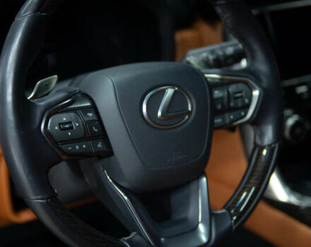 Черный Лексус ЛХ, объемом двигателя 3.45 л и пробегом 96 тыс. км за 111000 $, фото 3 на Automoto.ua