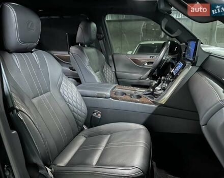Черный Лексус ЛХ, объемом двигателя 3.45 л и пробегом 26 тыс. км за 137000 $, фото 47 на Automoto.ua