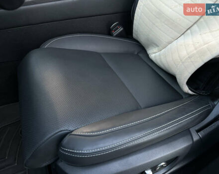 Чорний Лексус ЛХ, об'ємом двигуна 3.35 л та пробігом 120 тис. км за 99000 $, фото 55 на Automoto.ua