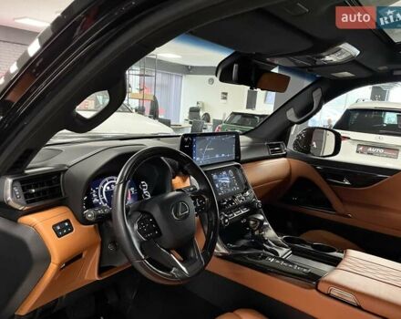 Черный Лексус ЛХ, объемом двигателя 3.45 л и пробегом 39 тыс. км за 133700 $, фото 33 на Automoto.ua