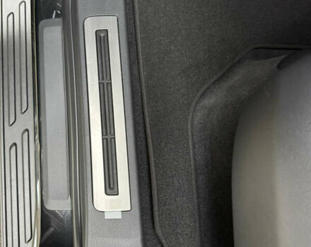 Черный Лексус ЛХ, объемом двигателя 3.45 л и пробегом 2 тыс. км за 139000 $, фото 52 на Automoto.ua