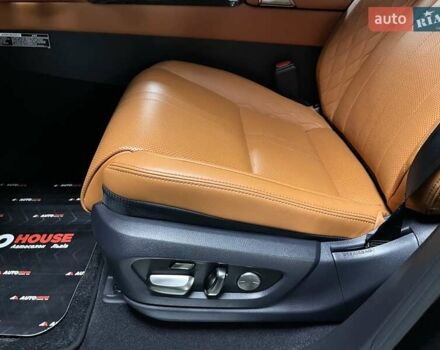 Черный Лексус ЛХ, объемом двигателя 3.45 л и пробегом 39 тыс. км за 133700 $, фото 32 на Automoto.ua