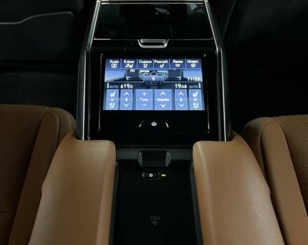 Черный Лексус ЛХ, объемом двигателя 3.45 л и пробегом 39 тыс. км за 133700 $, фото 56 на Automoto.ua