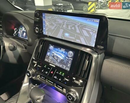 Черный Лексус ЛХ, объемом двигателя 3.35 л и пробегом 35 тыс. км за 125000 $, фото 37 на Automoto.ua