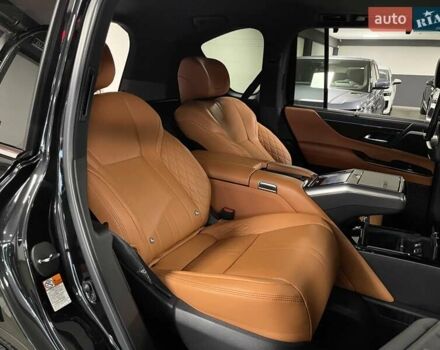 Черный Лексус ЛХ, объемом двигателя 3.45 л и пробегом 39 тыс. км за 133700 $, фото 49 на Automoto.ua