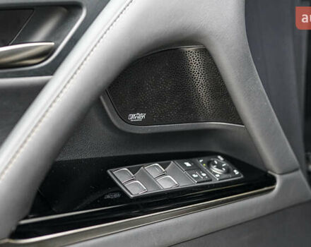 Черный Лексус ЛХ, объемом двигателя 3.45 л и пробегом 20 тыс. км за 130497 $, фото 14 на Automoto.ua