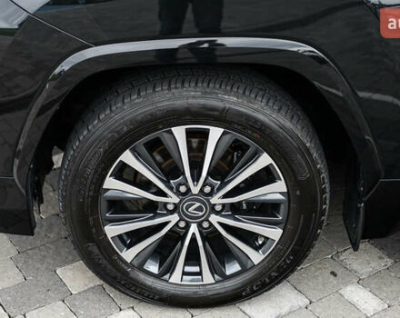 Черный Лексус ЛХ, объемом двигателя 3.45 л и пробегом 20 тыс. км за 130497 $, фото 12 на Automoto.ua