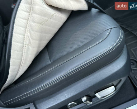 Чорний Лексус ЛХ, об'ємом двигуна 3.35 л та пробігом 120 тис. км за 99000 $, фото 82 на Automoto.ua