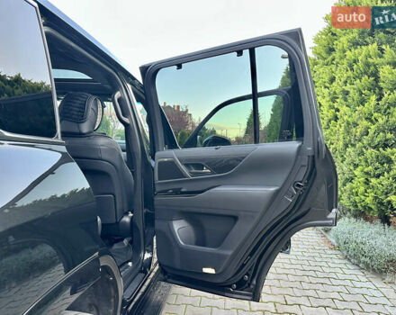 Чорний Лексус ЛХ, об'ємом двигуна 3.35 л та пробігом 120 тис. км за 99000 $, фото 36 на Automoto.ua