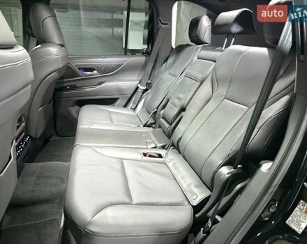 Черный Лексус ЛХ, объемом двигателя 3.35 л и пробегом 35 тыс. км за 125000 $, фото 28 на Automoto.ua