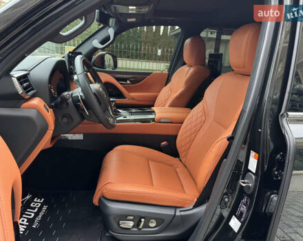 Черный Лексус ЛХ, объемом двигателя 3.45 л и пробегом 2 тыс. км за 139000 $, фото 28 на Automoto.ua