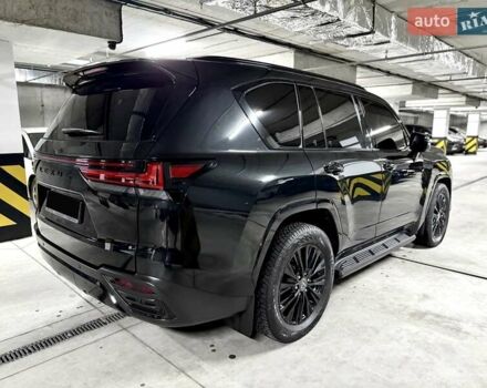 Черный Лексус ЛХ, объемом двигателя 3.35 л и пробегом 35 тыс. км за 125000 $, фото 12 на Automoto.ua