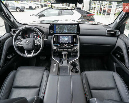 Черный Лексус ЛХ, объемом двигателя 3.45 л и пробегом 20 тыс. км за 130497 $, фото 7 на Automoto.ua