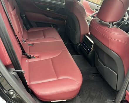 Лексус ЛХ 2023 у Києві на Automoto.ua Чорний Лексус ЛХ, об'ємом двигуна 3.35 л та пробігом 60 тис. км за 116999 $, фото 7 на Automoto.ua