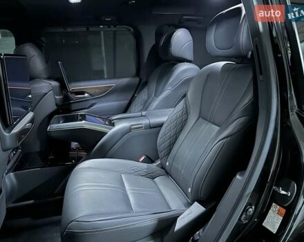 Черный Лексус ЛХ, объемом двигателя 3.45 л и пробегом 26 тыс. км за 137000 $, фото 33 на Automoto.ua