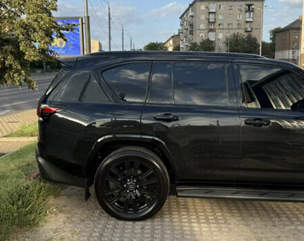 Черный Лексус ЛХ, объемом двигателя 3.35 л и пробегом 27 тыс. км за 123000 $, фото 7 на Automoto.ua