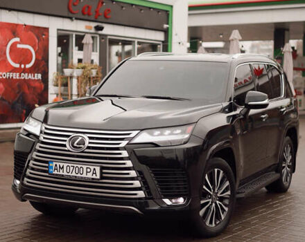 Черный Лексус ЛХ, объемом двигателя 3.35 л и пробегом 56 тыс. км за 116999 $, фото 4 на Automoto.ua