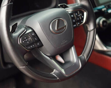 Черный Лексус ЛХ, объемом двигателя 3.35 л и пробегом 56 тыс. км за 116999 $, фото 14 на Automoto.ua