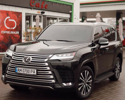 Черный Лексус ЛХ, объемом двигателя 3.35 л и пробегом 56 тыс. км за 116999 $, фото 3 на Automoto.ua