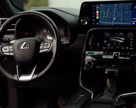 Черный Лексус ЛХ, объемом двигателя 3.35 л и пробегом 56 тыс. км за 116999 $, фото 24 на Automoto.ua