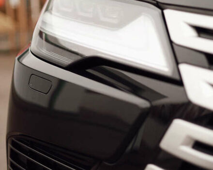 Черный Лексус ЛХ, объемом двигателя 3.35 л и пробегом 56 тыс. км за 116999 $, фото 13 на Automoto.ua