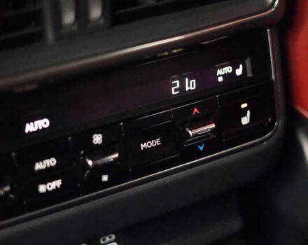 Черный Лексус ЛХ, объемом двигателя 3.35 л и пробегом 56 тыс. км за 116999 $, фото 31 на Automoto.ua