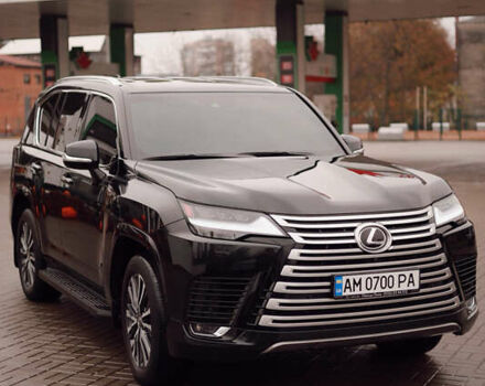 Черный Лексус ЛХ, объемом двигателя 3.35 л и пробегом 56 тыс. км за 116999 $, фото 5 на Automoto.ua