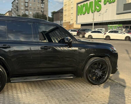 Черный Лексус ЛХ, объемом двигателя 3.35 л и пробегом 27 тыс. км за 123000 $, фото 8 на Automoto.ua